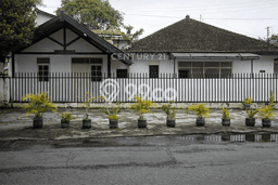 Siap Huni Hunian Elit 8 Kamar di Wirobrajan Dekat ke Mana Pun Siap Huni Hunian Elit 8 Kamar di Wirobrajan Dekat ke Mana Pun