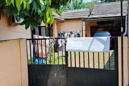 For Sale Hunian Rumah Terawat 4 KT di Jatimurni, Bekasi For Sale Hunian Rumah Terawat 4 KT di Jatimurni, Bekasi