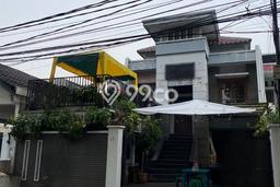 Hunian Elit LB 400m2 Siap Huni Desain Elegan di Otista, Jakarta Timur Hunian Elit LB 400m2 Siap Huni Desain Elegan di Otista, Jakarta Timur
