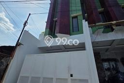Rumah Modern 4 Kamar LT 60m2 di Utan Kayu Rumah Modern 4 Kamar LT 60m2 di Utan Kayu