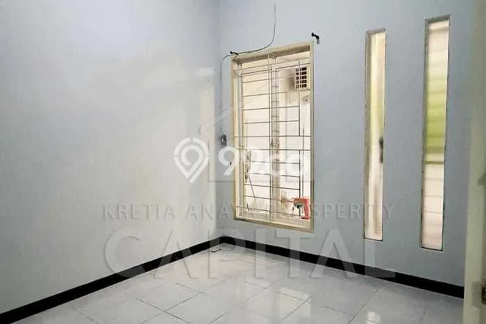 Rumah Modern 2 Kamar LT 114m2 di Taman Holis Indah Rumah Modern 2 Kamar LT 114m2 di Taman Holis Indah