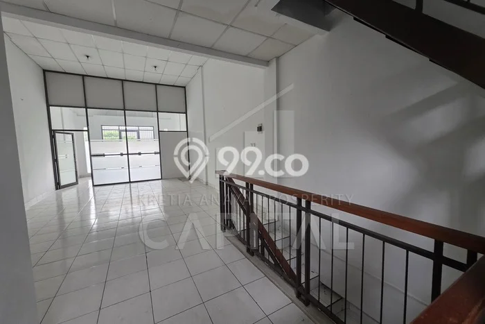 Disewakan Ruko di Mekar Wangi Bandung LT 100m2, LB 160m2 Disewakan Ruko di Mekar Wangi Bandung LT 100m2, LB 160m2