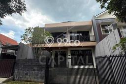 Rumah Elit Modern Tanpa Renovasi di Sentul Bogor Rumah Elit Modern Tanpa Renovasi di Sentul Bogor