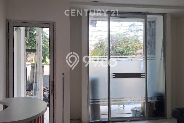 Untuk Disewa Ruko di Cempaka Putih Jakarta Pusat LT 77m2, LB 230m2 Untuk Disewa Ruko di Cempaka Putih Jakarta Pusat LT 77m2, LB 230m2