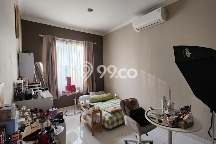 Rumah Modern Cantik 3 Kamar Bisa Langsung Pindah di Cakung Rumah Modern Cantik 3 Kamar Bisa Langsung Pindah di Cakung