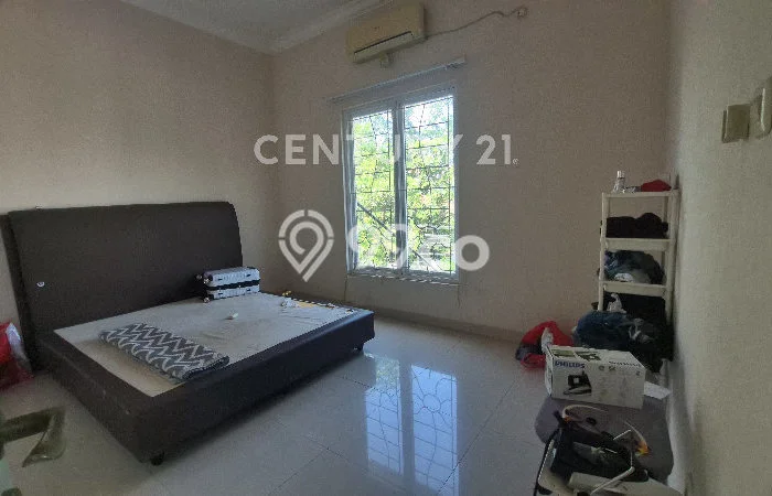 Rumah Elit LB 250m2 Siap Pakai Desain Elegan di Cipinang, Jakarta Timur Rumah Elit LB 250m2 Siap Pakai Desain Elegan di Cipinang, Jakarta Timur
