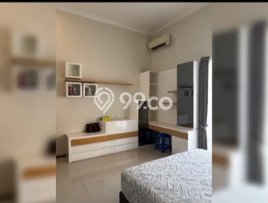 Jual Rumah Luas Megah Dengan View Eksklusif di Galaxy, Surabaya Jual Rumah Luas Megah Dengan View Eksklusif di Galaxy, Surabaya