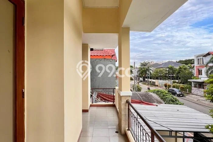 Jual Rumah Mewah Megah Dengan View Eksklusif di Cikunir, Bekasi Jual Rumah Mewah Megah Dengan View Eksklusif di Cikunir, Bekasi