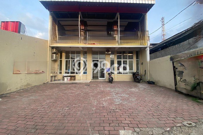 Ruko Dijual di Prime Area Bekasi Luas 165m2 Ruko Dijual di Prime Area Bekasi Luas 165m2