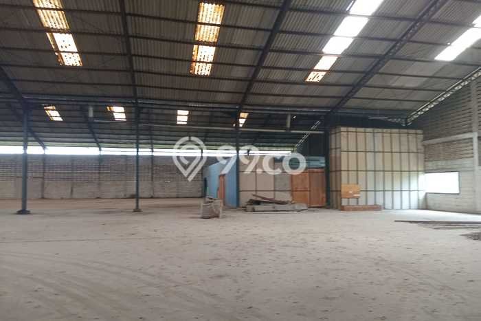 AREA BISNIS! Gudang di Cikande, Luas 10000m², Lokasi Strategis AREA BISNIS! Gudang di Cikande, Luas 10000m², Lokasi Strategis