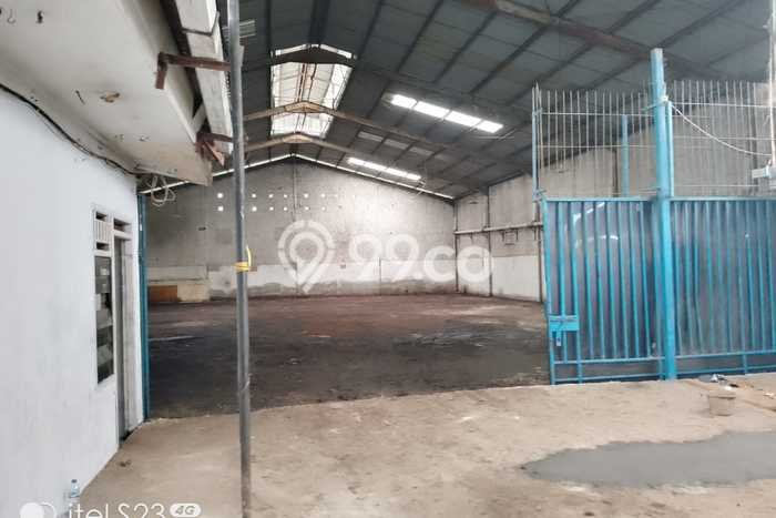 Gudang di Cipondoh, Luas 700m², Area Komersial, Posisi Strategis Gudang di Cipondoh, Luas 700m², Area Komersial, Posisi Strategis