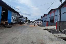 LOKASI STRATEGIS! Gudang Kawasan Kosambi, Luas 450m2m², Area Ramai, Ready Bisnis LOKASI STRATEGIS! Gudang Kawasan Kosambi, Luas 450m2m², Area Ramai, Ready Bisnis