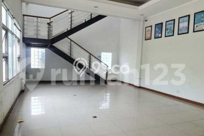 Gudang Area Bisnis di Jati Uwung, Luas 6000m², Posisi Prima Gudang Area Bisnis di Jati Uwung, Luas 6000m², Posisi Prima