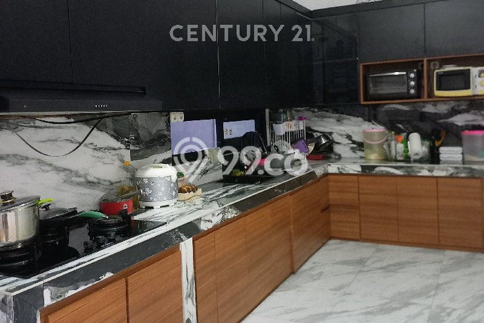 For Sale Rumah Mewah Exclusive di Tanjung Priok, Jakarta Utara For Sale Rumah Mewah Exclusive di Tanjung Priok, Jakarta Utara