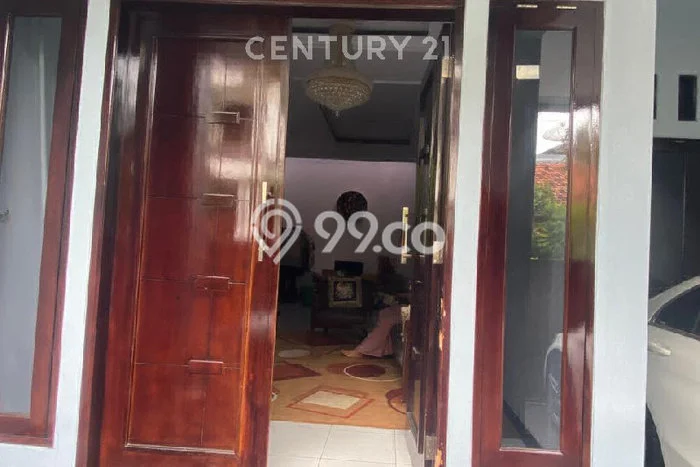 Sewa Rumah Murah di Pondok Kelapa Jakarta Timur Punya 5 Kamar Tidur Sewa Rumah Murah di Pondok Kelapa Jakarta Timur Punya 5 Kamar Tidur