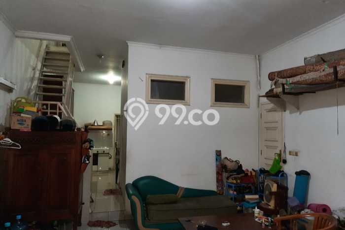 Rumah Eksklusif Dijual LT 235m2 di Kebon Jeruk, Jakarta Barat Rumah Eksklusif Dijual LT 235m2 di Kebon Jeruk, Jakarta Barat