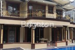 Hunian Eksklusif Siap Huni LT 611m2 di Babakan Madang, Bogor Hunian Eksklusif Siap Huni LT 611m2 di Babakan Madang, Bogor