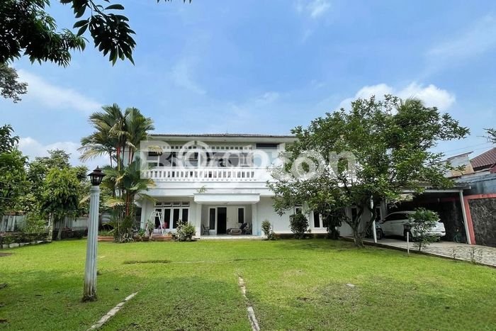 Hunian Elit LB 400m2 Siap Pakai Desain Elegan di Ahmadyani, Bogor Hunian Elit LB 400m2 Siap Pakai Desain Elegan di Ahmadyani, Bogor