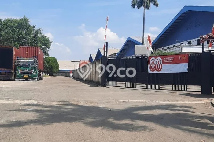 Unit Gudang disewakan di Subang Subang dengan LT 18810m2 / LB 12869m2 Unit Gudang disewakan di Subang Subang dengan LT 18810m2 / LB 12869m2