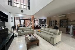 Dijual Rumah 4 Kamar Lokasi Ideal Bagus dan Strategis di Cakung Dijual Rumah 4 Kamar Lokasi Ideal Bagus dan Strategis di Cakung
