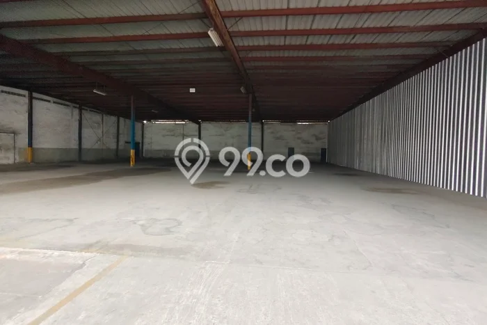 Gudang Disewa di Tangerang dengan LB 1200m2 Area Komersial Ramai Gudang Disewa di Tangerang dengan LB 1200m2 Area Komersial Ramai