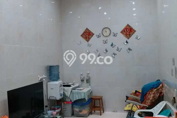 Rumah Luas Asri 6 KT Siap Pakai di Cengkareng Barat Jakarta Barat Rumah Luas Asri 6 KT Siap Pakai di Cengkareng Barat Jakarta Barat