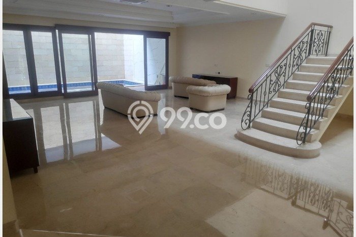 Rumah Kondisi Baik Disewakan di Pondok Pinang, Jakarta Selatan LT 327m2, LB 400m2 Rumah Kondisi Baik Disewakan di Pondok Pinang, Jakarta Selatan LT 327m2, LB 400m2