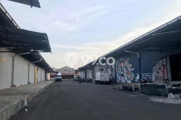 Unit Komersial Disewakan di Jakarta Selatan Area Strategis Harga Kompetitif Unit Komersial Disewakan di Jakarta Selatan Area Strategis Harga Kompetitif