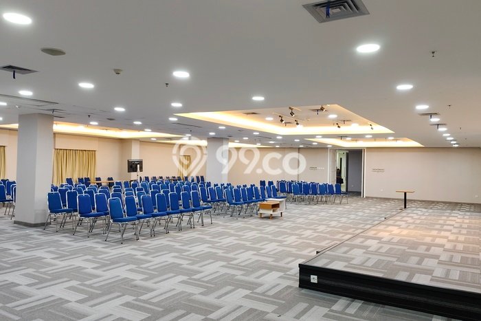 Kantor Disewa di Tangerang dengan LB 2270m2 Area Komersial Ramai Kantor Disewa di Tangerang dengan LB 2270m2 Area Komersial Ramai