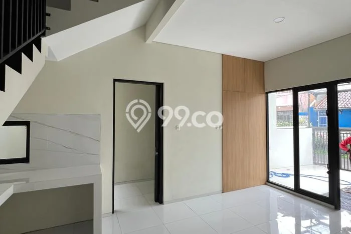 Rumah Strategis Modern Lb 120m2 di Arcamanik, Bandung Rumah Strategis Modern Lb 120m2 di Arcamanik, Bandung