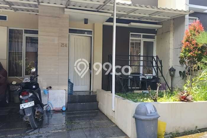 Dijual Hunian Rumah Terawat 2 Kamar di Sariwangi, Bandung Dijual Hunian Rumah Terawat 2 Kamar di Sariwangi, Bandung