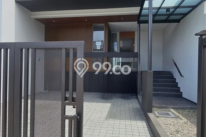 Rumah Elit Modern Siap Huni di Pondok Hijau Bandung Rumah Elit Modern Siap Huni di Pondok Hijau Bandung