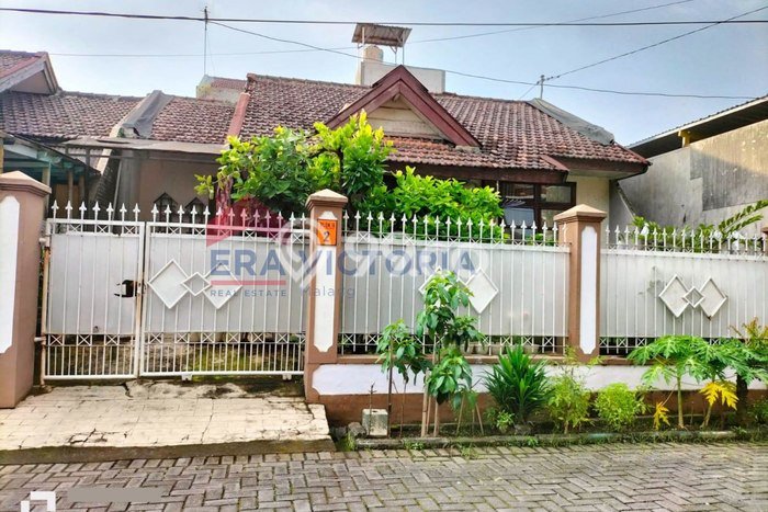 Rumah Harga Nego LT 136m2m² di Kawasan Perumahan Lowokwaru, Malang Rumah Harga Nego LT 136m2m² di Kawasan Perumahan Lowokwaru, Malang