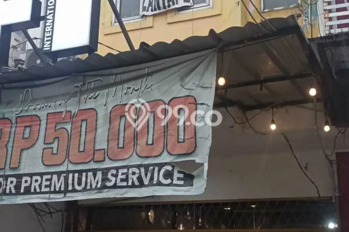 Ruko untuk Disewa di Pusat Jakarta Barat Luas Bangunan 112m2 Ruko untuk Disewa di Pusat Jakarta Barat Luas Bangunan 112m2