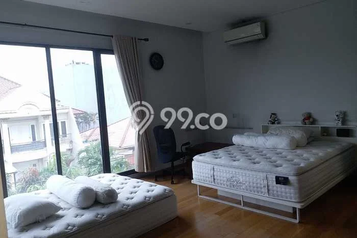Dijual Rumah Mewah Exclusive di Kebon Jeruk, Jakarta Barat Dijual Rumah Mewah Exclusive di Kebon Jeruk, Jakarta Barat