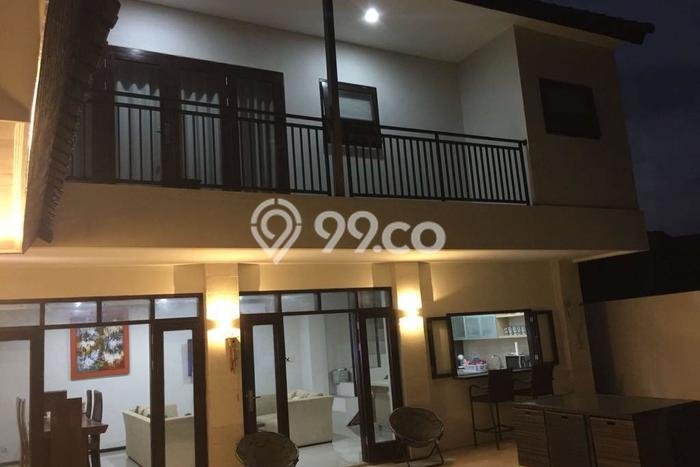 Rumah Eksklusif Siap Huni LT 320m2 di Jimbaran, Badung Rumah Eksklusif Siap Huni LT 320m2 di Jimbaran, Badung