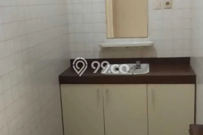 Disewakan Rumah Harga Terjangkau di Rawajati Jakarta Selatan Punya 5 Kamar Tidur Disewakan Rumah Harga Terjangkau di Rawajati Jakarta Selatan Punya 5 Kamar Tidur