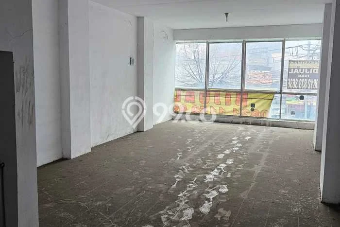 Ruko Dijual di Prime Area Jakarta Pusat Luas 216m2 Ruko Dijual di Prime Area Jakarta Pusat Luas 216m2