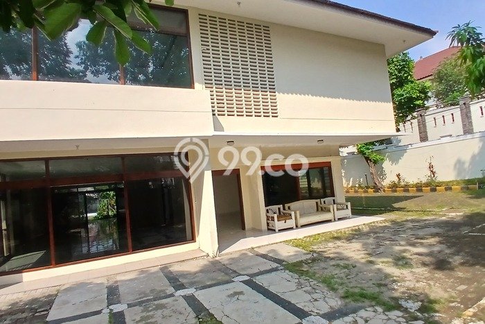 Rumah Bagus Disewakan di Kemang, Jakarta Selatan LT 1400m2, LB 750m2 Rumah Bagus Disewakan di Kemang, Jakarta Selatan LT 1400m2, LB 750m2