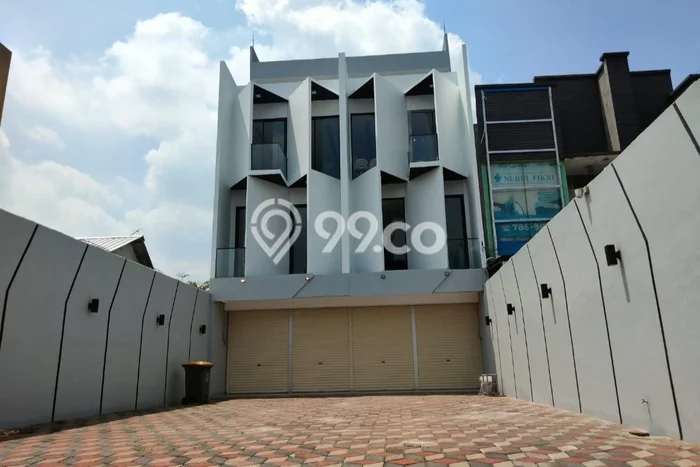 Area Strategis! Disewakan Ruko Lokasi Jagakarsa, Jakarta Selatan Cocok untuk Bisnis Area Strategis! Disewakan Ruko Lokasi Jagakarsa, Jakarta Selatan Cocok untuk Bisnis