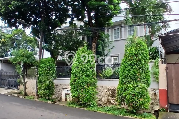 Dijual Rumah Mewah Megah Dengan View Cantik di Pejaten, Jakarta Selatan Dijual Rumah Mewah Megah Dengan View Cantik di Pejaten, Jakarta Selatan