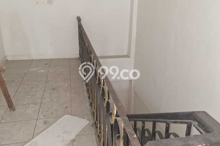 Unit Ruko Disewa Lokasi Mampang Prapatan, Jakarta Selatan Spesifikasi Luas Bangunan 240m2 Unit Ruko Disewa Lokasi Mampang Prapatan, Jakarta Selatan Spesifikasi Luas Bangunan 240m2