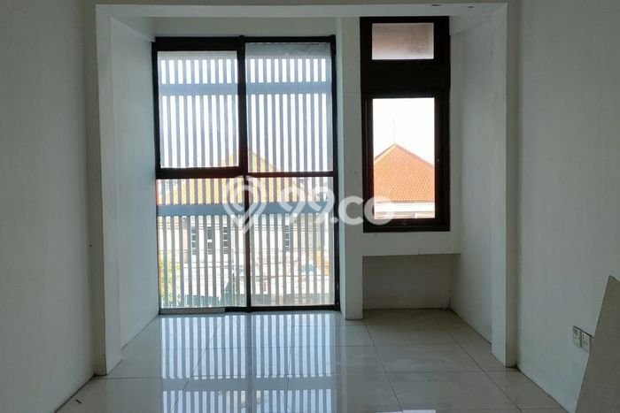 Lokasi Strategis! Dijual Ruko Bisnis di Denpasar Barat, Denpasar Kondisi Baik Lokasi Strategis! Dijual Ruko Bisnis di Denpasar Barat, Denpasar Kondisi Baik