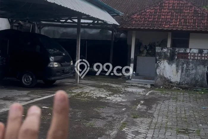Rumah Sewa Denpasar LT 390m2 LB 200m2 Area Dalung Permai Rumah Sewa Denpasar LT 390m2 LB 200m2 Area Dalung Permai
