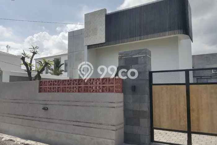 Rumah di , Buleleng, Luas 254m2m² LB 140m2m² Rumah di , Buleleng, Luas 254m2m² LB 140m2m²