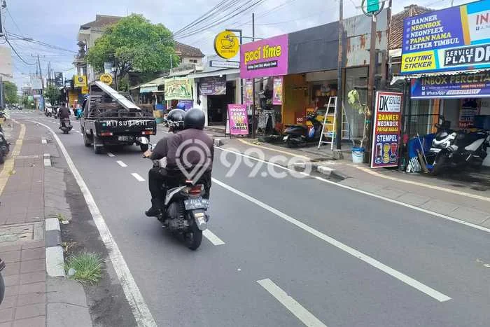 Disewakan Ruko di Pusat Kota Denpasar Ramai Strategis Disewakan Ruko di Pusat Kota Denpasar Ramai Strategis