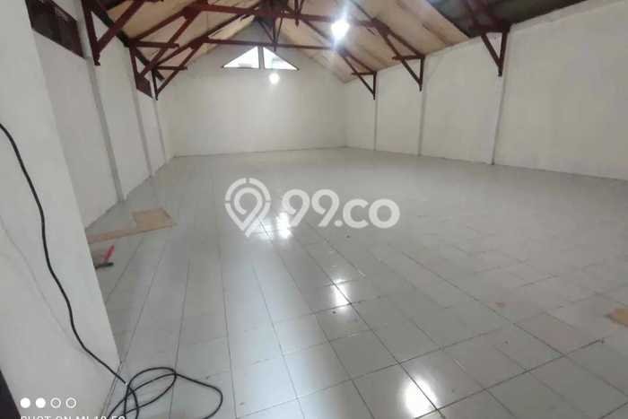 Gudang Bagus LT 380m2 LB 170m2 Dijual di Denpasar Utara Denpasar Gudang Bagus LT 380m2 LB 170m2 Dijual di Denpasar Utara Denpasar