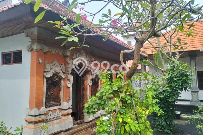 Rumah Disewakan Badung LT 380m2 LB 380m2 Kawasan Kerobokan Rumah Disewakan Badung LT 380m2 LB 380m2 Kawasan Kerobokan