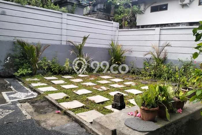Rumah Disewakan Badung LT 380m2 LB 380m2 Kawasan Kerobokan Rumah Disewakan Badung LT 380m2 LB 380m2 Kawasan Kerobokan