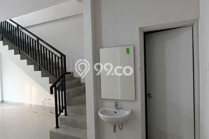 Unit Ruko Disewa Lokasi Cisauk, Tangerang Spesifikasi Luas Bangunan 110m2 Unit Ruko Disewa Lokasi Cisauk, Tangerang Spesifikasi Luas Bangunan 110m2